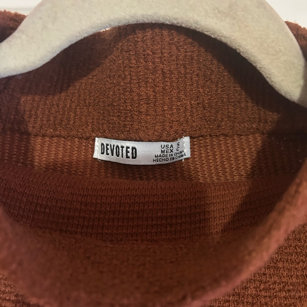 Devoted brown sweater - Picture 3 of 3